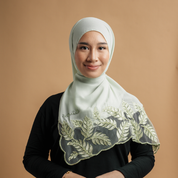Kashkha Shawl Lace in Apple Green