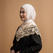 Kashkha Shawl Lace in Champagne