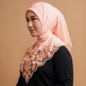 Kashkha Square Lace in Carrot