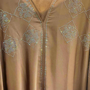 Jubah Manik Clover in Latte Brown