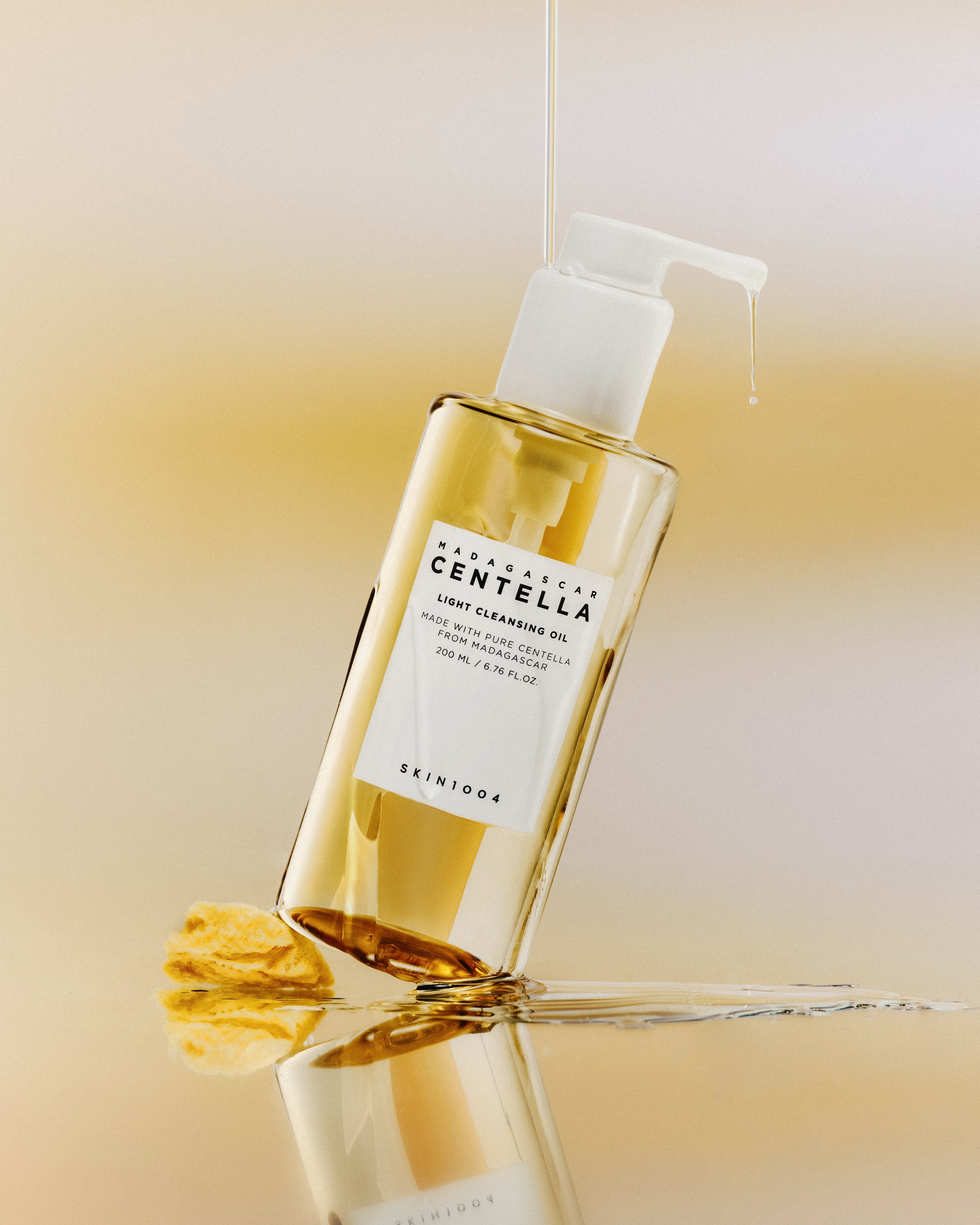 SKIN1004 Madagascar Centella Light Cleansing Oil 200ml
